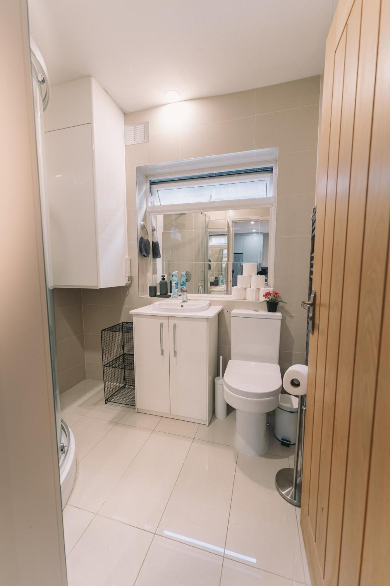 דירות לונדון Modern Flat By The Underground. מראה חיצוני תמונה
